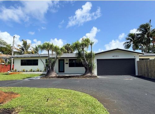 4021 Ne 17th Ter, Oakland Park, FL, 33334-5425 | Card Image