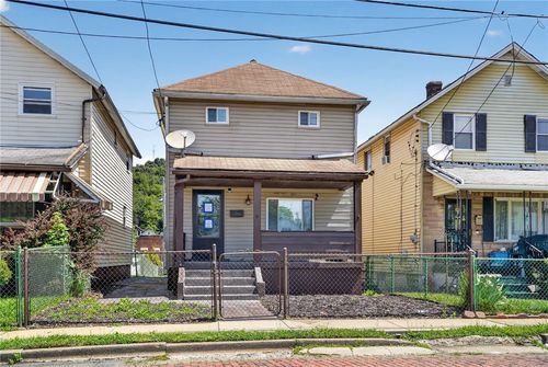 212 4th Ave, Aliquippa, PA, 15001-3336 | Card Image