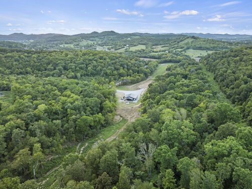 215 Hickman Creek Rd S, Hickman, TN, 38567-5068 | Card Image