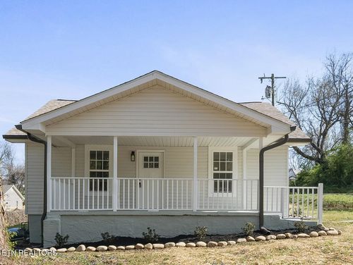 5612 Bluet Dr, Knoxville, TN, 37918-3183 | Card Image