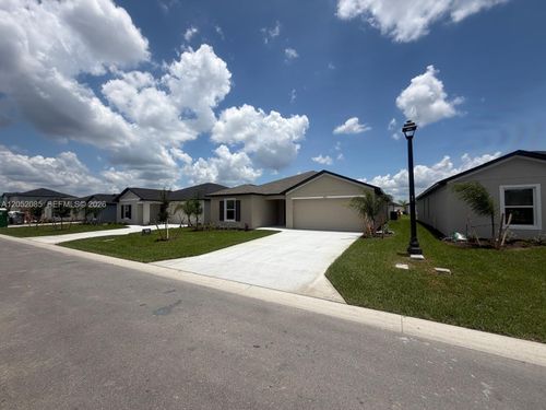 17332 Cantu Ct, North Fort Myers, FL, 33917-2303 | Card Image