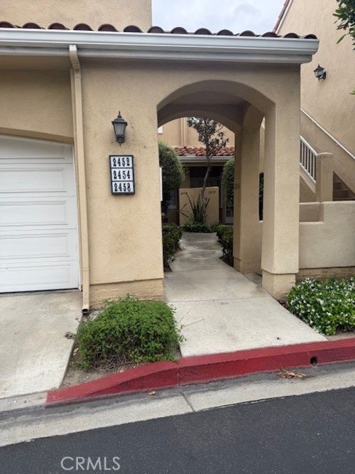 2452 Paseo Circulo, Tustin, CA, 92782-9023 | Card Image