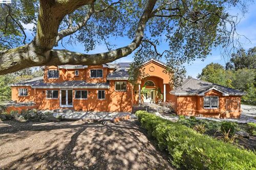 12800 12800 Clausen Ct, Los Altos Hills, CA, 94022 | Card Image