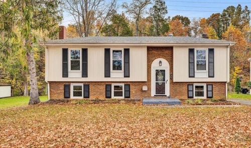 3604 Janney Ln, Roanoke, VA, 24018-4430 | Card Image