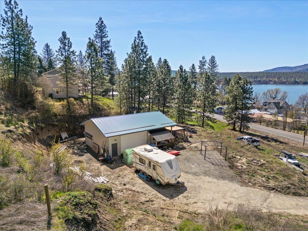 Residential in Nine Mile Falls 3