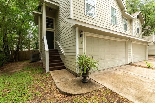 19 Timberstar St, The Woodlands, TX, 77382-4212 | Card Image
