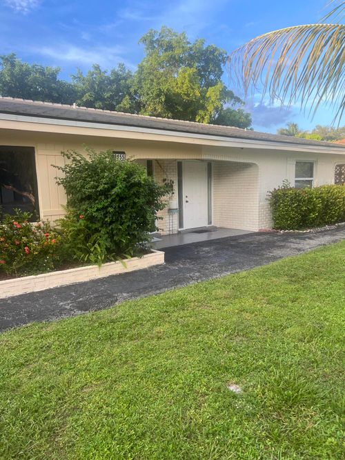 8155 Nw 39th St, Coral Springs, FL, 33065-2923 | Card Image