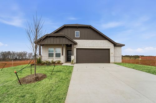 253 Charismatic Rd, Waxahachie, TX, 75165-2838 | Card Image