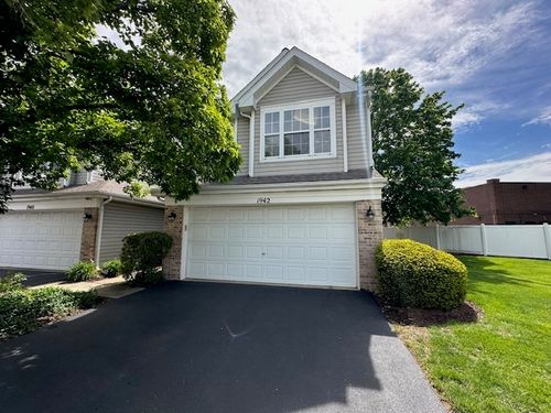 1942 Town Drive, Naperville, IL, 60565 | Card Image