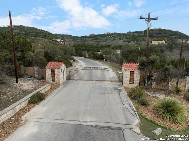 LOT 421 Private Road 1717, Home with 0 bedrooms, 0 bathrooms and null parking in Mico TX | Image 7