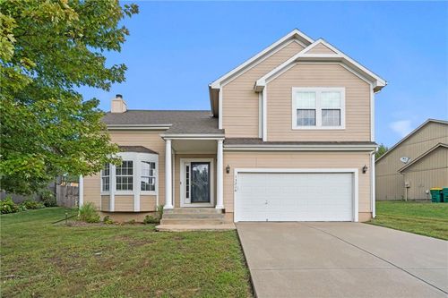 13216 New Jersey Ave, Kansas City, KS, 66109-3397 | Card Image