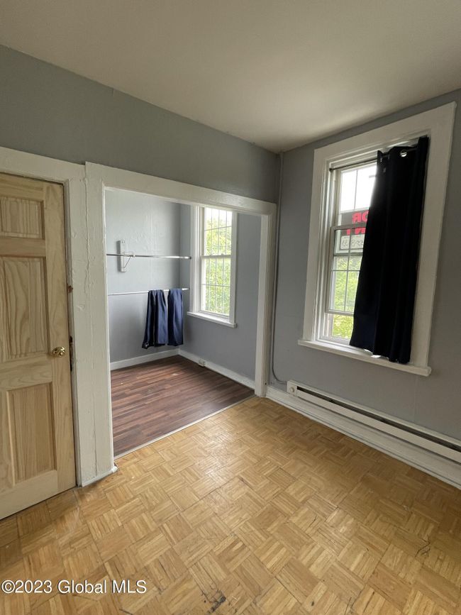 2nd floor 252 Morton Avenue, Sold in Albany Zoocasa