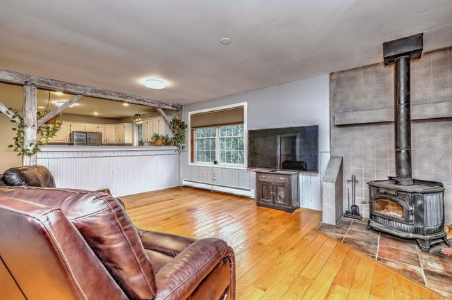 104 South St, House other with 4 bedrooms, 2 bathrooms and 10 parking in Morris CT | Image 11