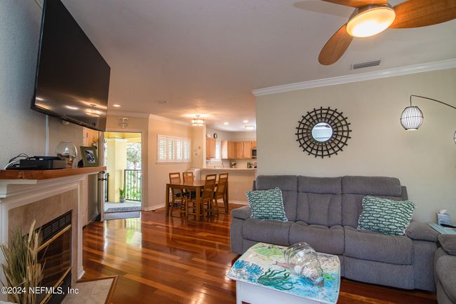 202 - 1800 The Greens Way, Condo with 3 bedrooms, 2 bathrooms and null parking in Jacksonville Beach FL | Image 8