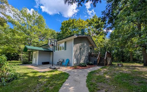 49104 385th St, New York Mills, MN, 56567-9148 | Card Image