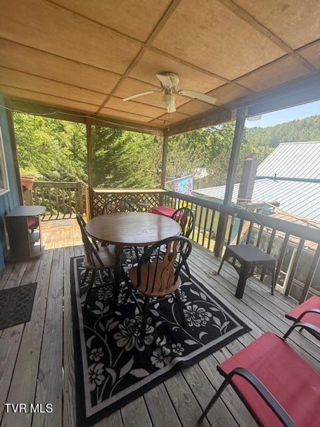 123 Mcmahan Gibbs Rd, House other with 2 bedrooms, 2 bathrooms and null parking in Roan Mountain TN | Image 39