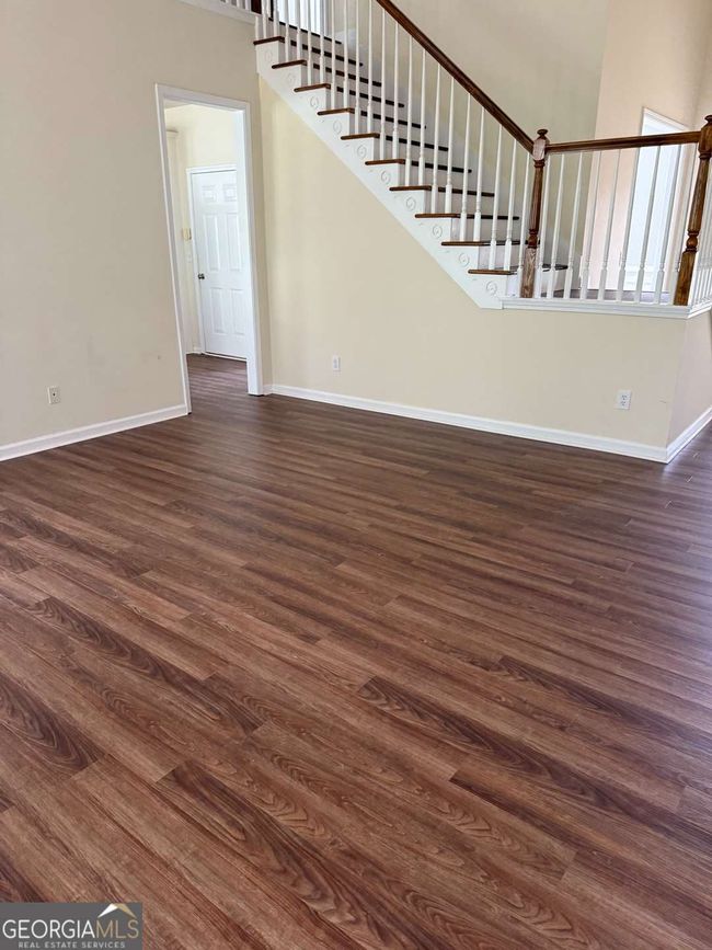 430 Ruby Forest Pkwy, House other with 4 bedrooms, 3 bathrooms and 2 parking in Suwanee GA | Image 11