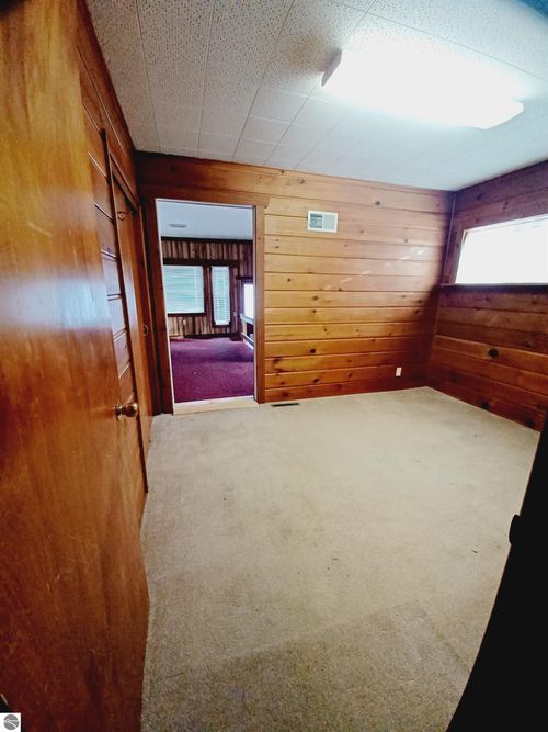 704 Wadsworth St, East Tawas, MI, 48730-9778 | Card Image