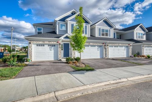 257 N Masters Dr, Addison, IL, 60101-4115 | Card Image