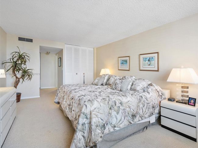 APT-1414 - 250 174 Th St, Condo with 1 bedrooms, 2 bathrooms and null parking in Sunny Isles Beach FL | Image 19