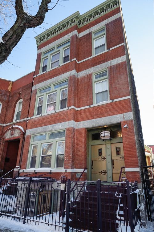 gdn-2155 W Potomac Ave, CHICAGO, IL, 60622-3058 | Card Image