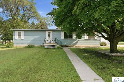 419 3rd Ave Nw, Winnebago, MN, 56098-1033 | Card Image