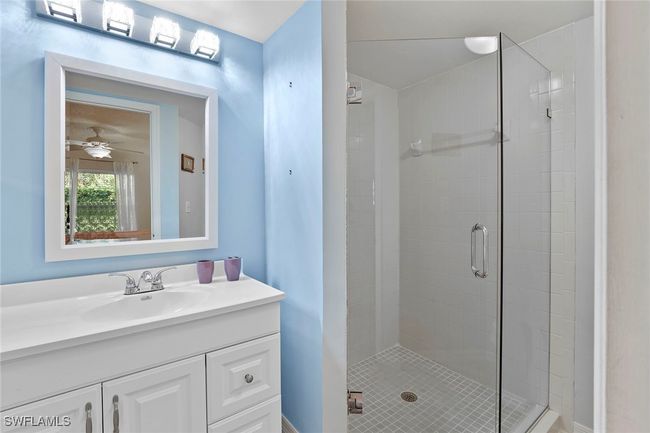 APT-103 - 605 Squire Cir, Condo with 2 bedrooms, 2 bathrooms and null parking in NAPLES FL | Image 13