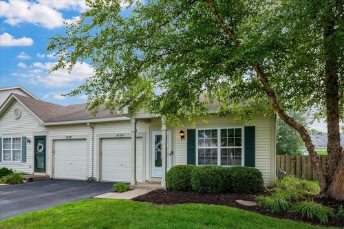 1454 Red Top Ln, Minooka, IL, 60447-8212 | Card Image