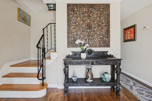 61 Arleigh Rd, Great Neck, NY, 11021-1442 | Card Image