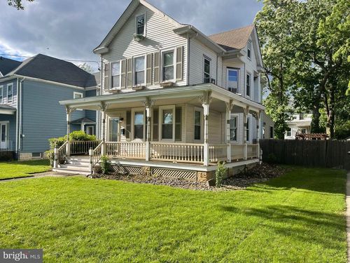 315 W Front St, Florence, NJ, 08518-1322 | Card Image