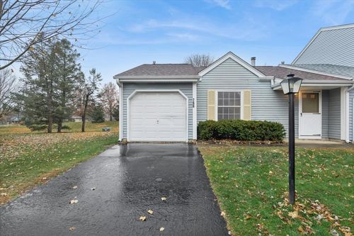 766 Brittany Ln, Island Lake, IL, 60042-8805 | Card Image