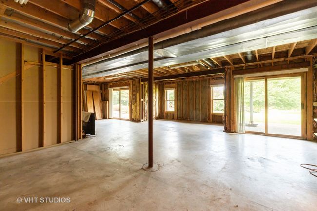 10901 Michigan Dr, House other with 4 bedrooms, 4 bathrooms and 3 parking in Spring Grove IL | Image 17
