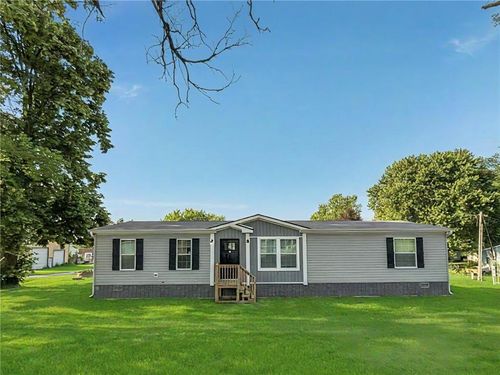 501 E Roseberry St, Hopkins, MO, 64461-9685 | Card Image