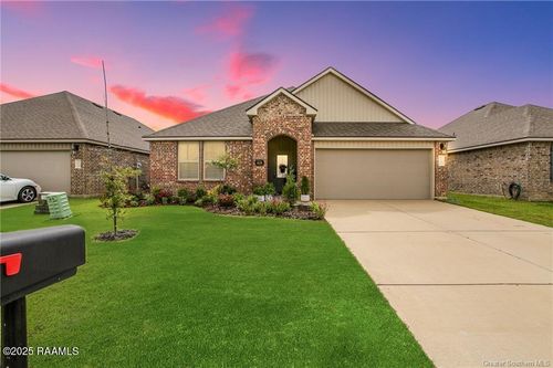 4045 Starling Pl, Jennings, LA, 70546-3172 | Card Image