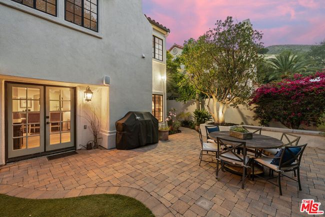 5565 Eagle Point Cir, House other with 4 bedrooms, 3 bathrooms and 3 parking in Westlake Village CA | Image 38