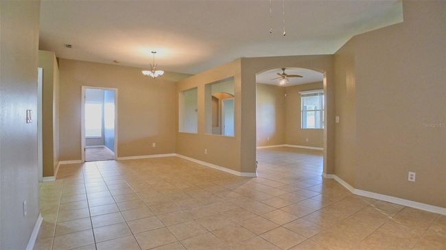 1134 Emerald Hill Way, House other with 4 bedrooms, 2 bathrooms and null parking in Valrico FL | Image 12