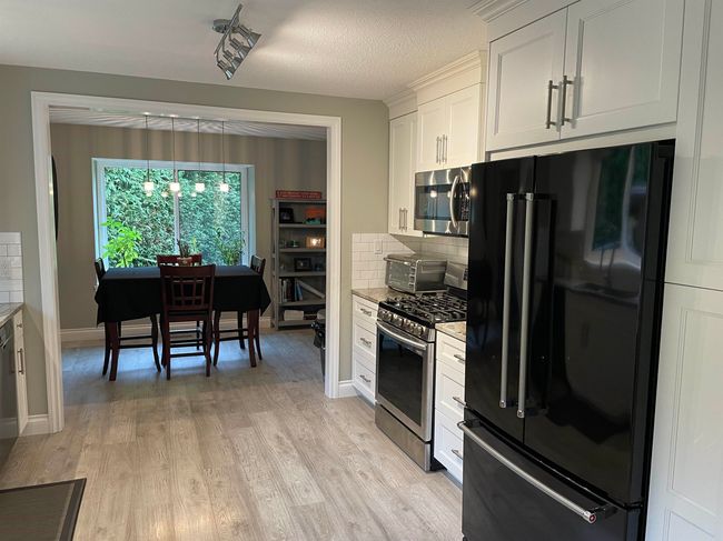 27171 112 Ave, House other with 3 bedrooms, 2 bathrooms and 9 parking in Maple Ridge BC | Image 12