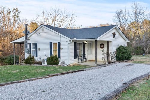 2823 Dreyfus Rd, Waco, KY, 40385-9517 | Card Image