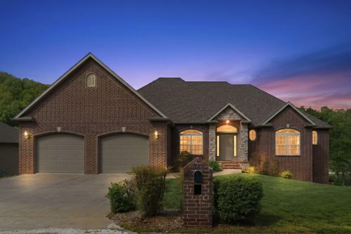 94 Ashwood Ln, Branson West, MO, 65737-9367 | Card Image
