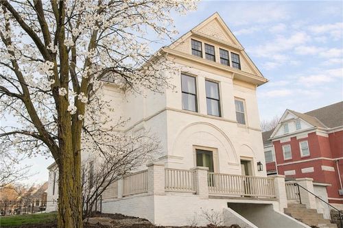 516 Olive St, Kansas City, MO, 64124-1732 | Card Image