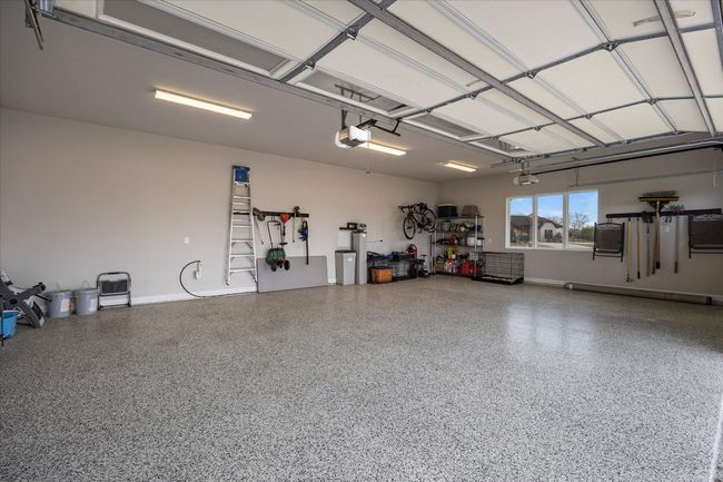 Plenty of space for all your vehicles and toys here! | Image 17