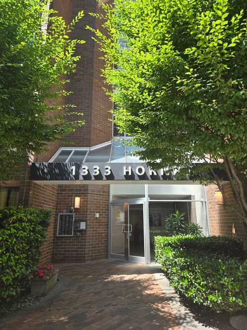 323-1333 Hornby St, Vancouver, BC, V6Z2C1 | Card Image