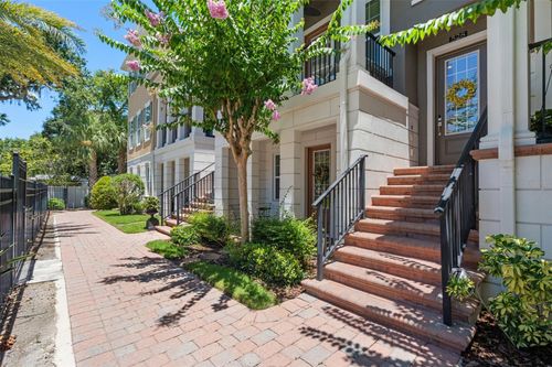 528 Lanark Ct, ORLANDO, FL, 32806-4717 | Card Image