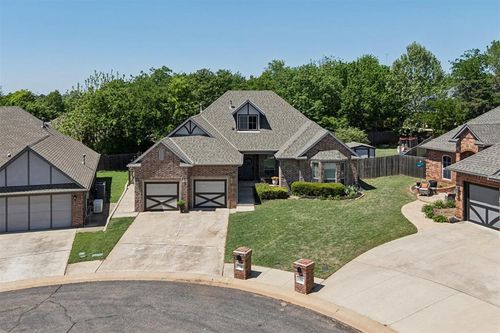 13221 Englewood Lane, Edmond, OK, 73013 | Card Image