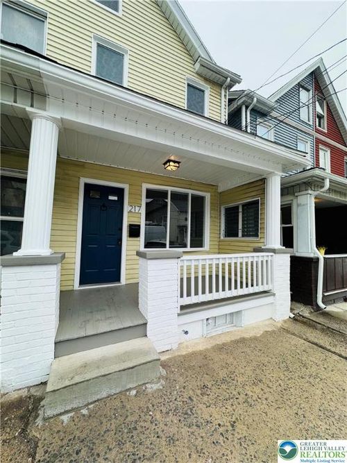 217 E Ridge St, Lansford, PA, 18232-1509 | Card Image