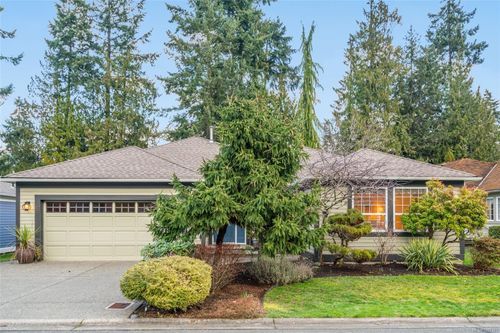 523 Seaward Way, Qualicum Beach, BC, V9K1T8 | Card Image