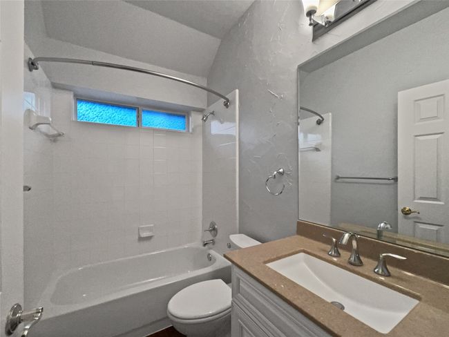 5024 Enclave Ct, House other with 3 bedrooms, 2 bathrooms and null parking in Mckinney TX | Image 24