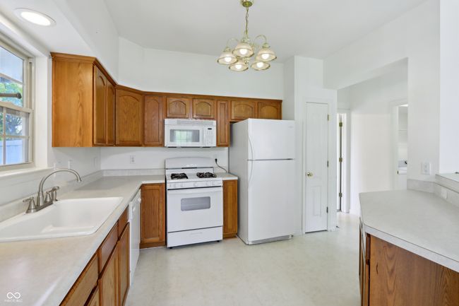 6017 Riva Ridge Dr, House other with 2 bedrooms, 2 bathrooms and null parking in Indianapolis IN | Image 10