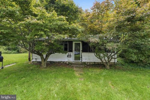 24 Elm St, SALEM, NJ, 08079-1706 | Card Image