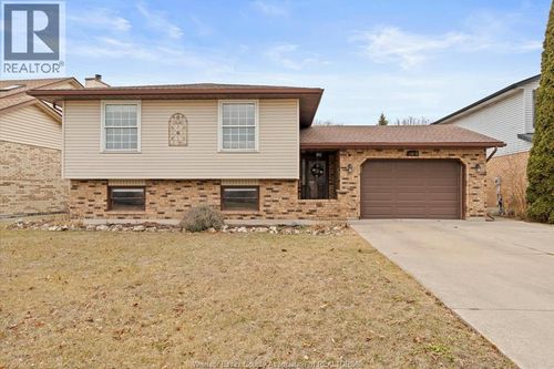 13292 St Gregorys Rd, Tecumseh, ON, N8N4C6 | Card Image